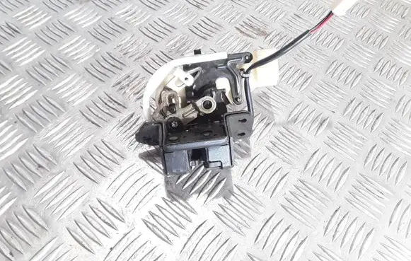 Mazda 323 F Tailgate/trunk/boot lock/catch/latch