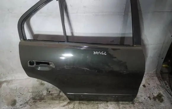 Rear door