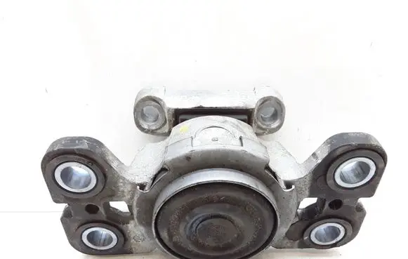 Volvo V70 Engine mount bracket 6G927M121NF