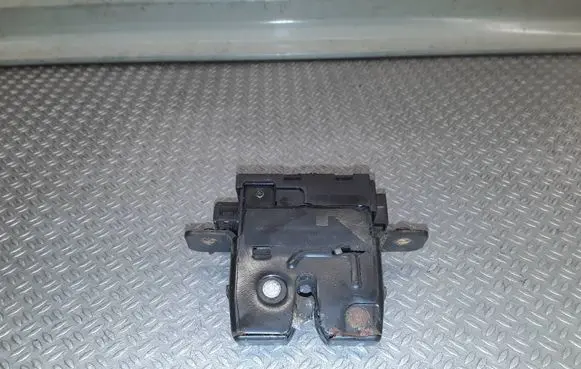 Renault Modus Tailgate/trunk/boot lock/catch/latch