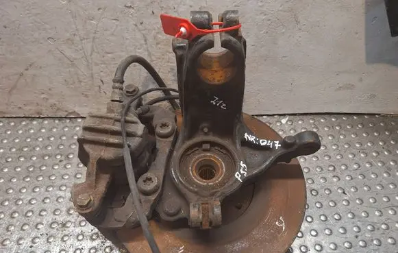 Peugeot 208 Front wheel hub spindle knuckle S17986047 P55
