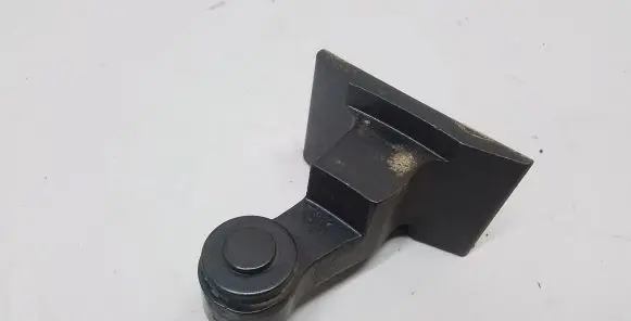 BMW 3 GT F34 Front door lower hinge 