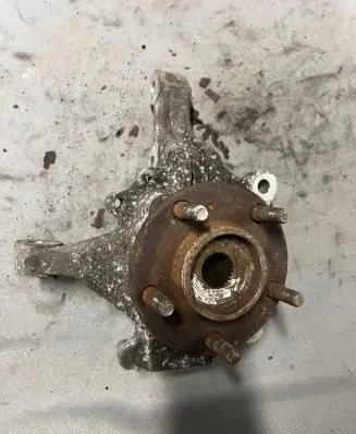 Chrysler Grand Voyager IV Front wheel hub spindle knuckle 04694948AA 04694948