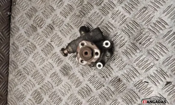 Volkswagen Golf IV Power steering pump