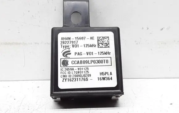 Volvo V40 Ignition lock AH4N15607AE 28227917
