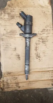 Peugeot Partner Fuel injector 0445110188
