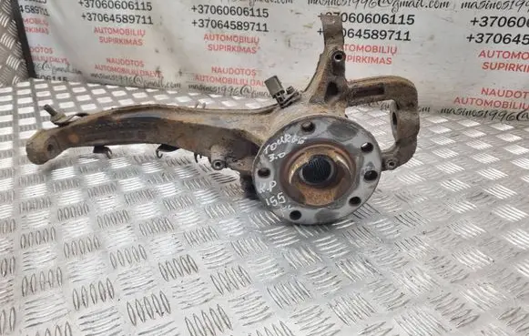 Volkswagen Touareg I Front wheel hub spindle knuckle 7L0407257A
