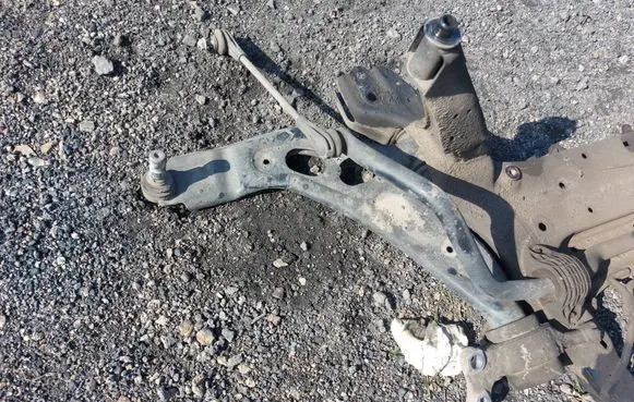 BMW 2 F46 Front control arm