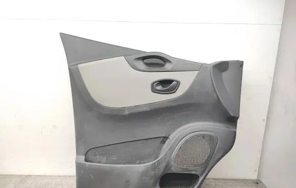 Renault Trafic III (X82) Front door card panel trim 809010678R 100788458G