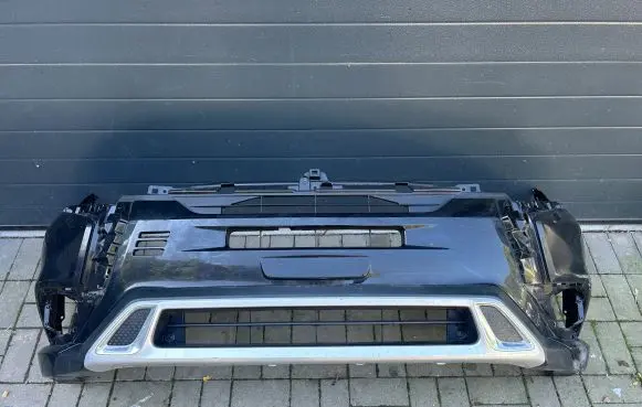 Mitsubishi Outlander Front bumper