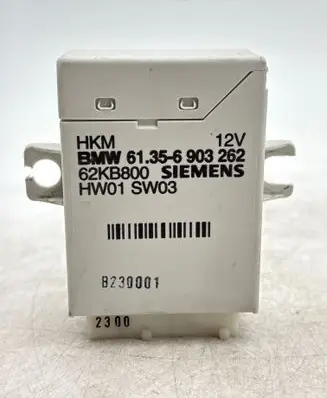 BMW 7 E38 Tailgate/trunk control unit/module 6903262 61356903262