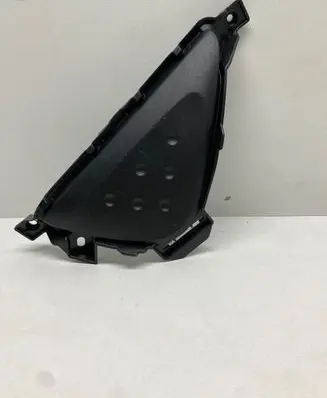 Front fog light trim/grill