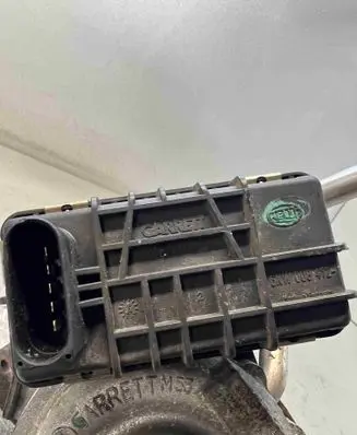 Land Rover Discovery 3 - LR3 Turbo 4R8Q6K682
