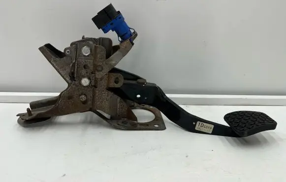 Mazda 6 Brake pedal GS1D43300
