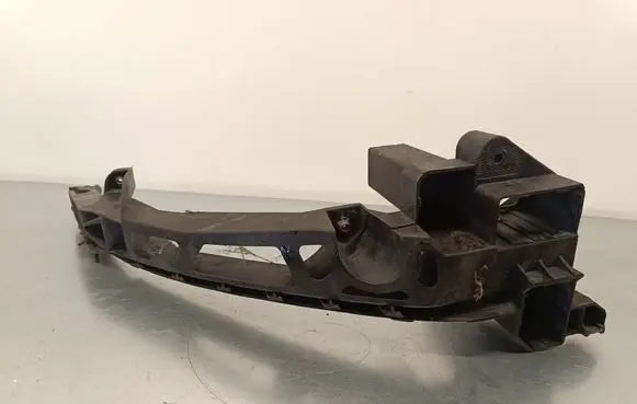 Audi Q3 8U Headlight/headlamp mounting bracket 8U0805607A