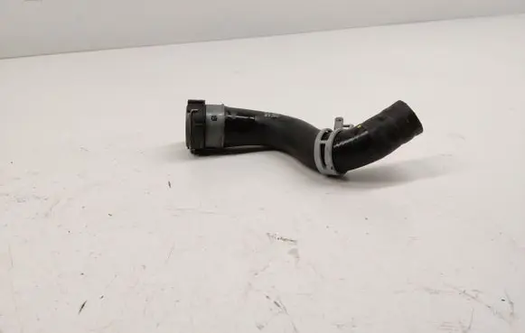 Mercedes-Benz A W177 Engine coolant pipe/hose