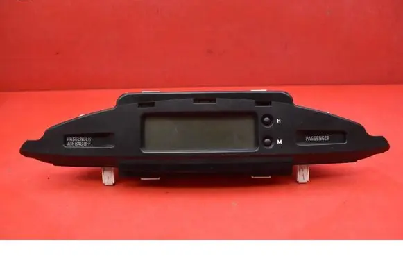 Mitsubishi Eclipse Radio/CD/DVD/GPS head unit 8750A107