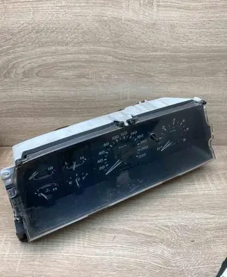 Ford Transit Speedometer (instrument cluster) F37F10C956B
