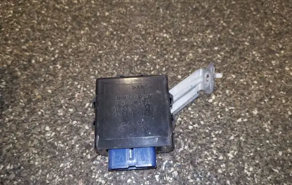 Toyota Yaris Other control units/modules 8264212050