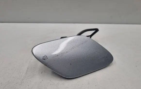 Mercedes-Benz E W212 Front tow hook cap/cover A2128852422 2128852422