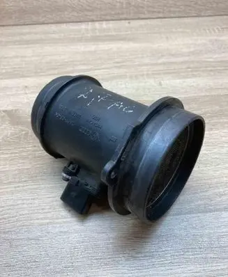 Audi A5 8T 8F Mass air flow meter 059906461