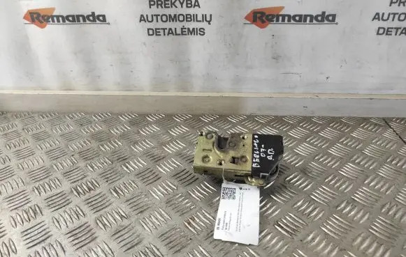 Citroen Berlingo Front door lock 