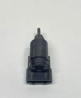 Volkswagen Golf IV Brake pedal sensor switch 3B0945511A