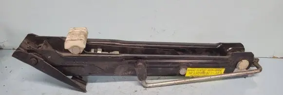 Mercedes-Benz R W251 Tool set A1645800018 164251