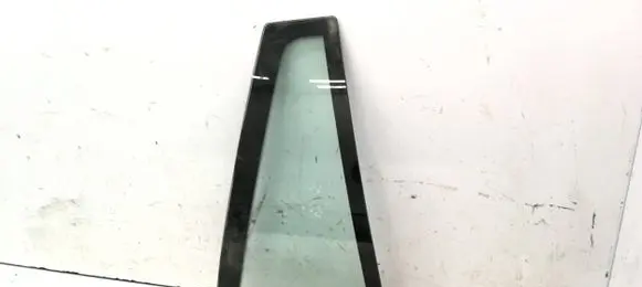 Rear vent window glass