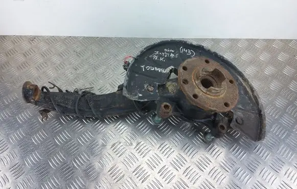 Volkswagen Touareg I Front wheel hub 7L0407257A