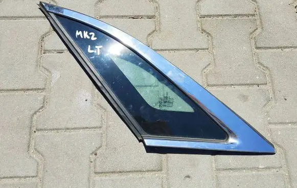 Lincoln MKZ II Front triangle window/glass 