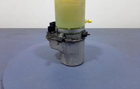 Seat Ibiza III (6L) Power steering pump 6Q0423156Q