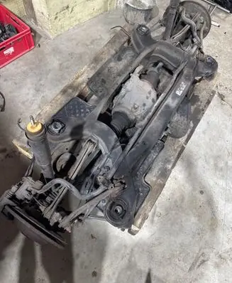 Mercedes-Benz SLK R172 Rear subframe 1728100 A1723500908