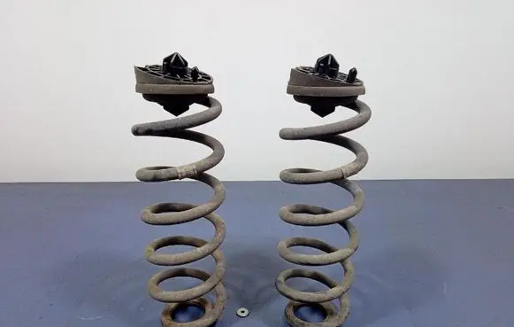 Alpine A610 Rear coil spring 4K0511115
