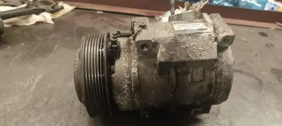 Toyota Land Cruiser (J120) Air conditioning (A/C) compressor (pump) 4472205261 2473001950 10S17C