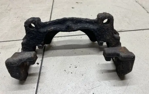 Volvo V60 Front brake caliper