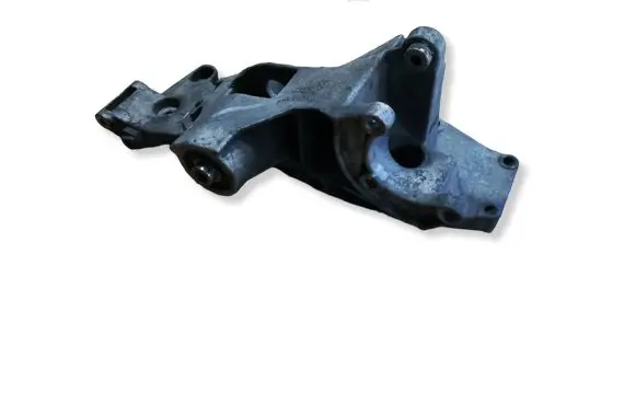 Audi A4 S4 B6 8E 8H Generator/alternator bracket 038903143M