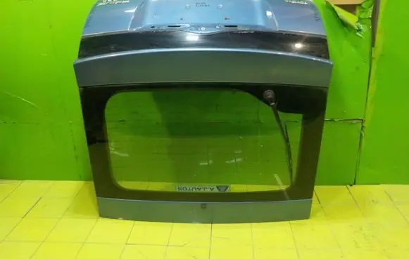 Toyota Prius (NHW20) Tailgate/trunk/boot lid RP110