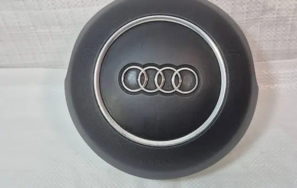 Steering wheel airbag