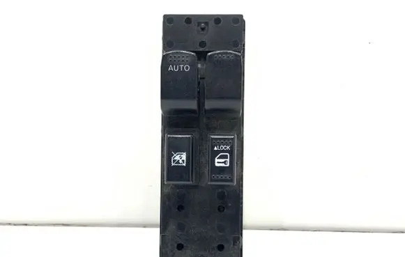 Suzuki SX4 Electric window control switch 62J10