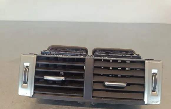 Land Rover Evoque I Dash center air vent grill GJ32014L21AB
