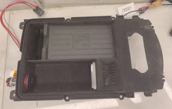 Audi A6 C7 Wireless charging module 4G1035502