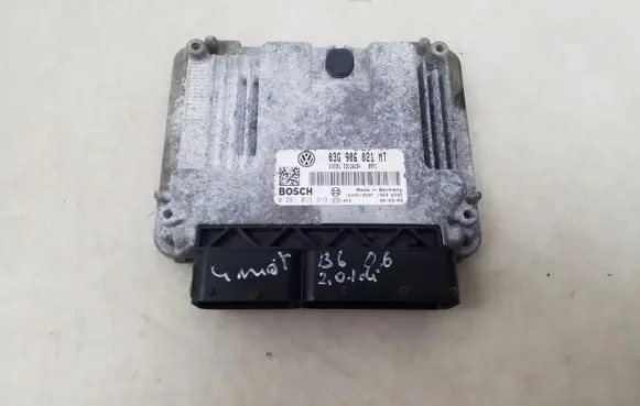 Volkswagen PASSAT B6 Engine control unit/module 03G906021MT