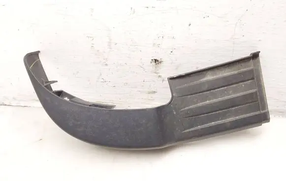 Toyota Hilux VIII Rear bumper corner part panel trim 521640K040