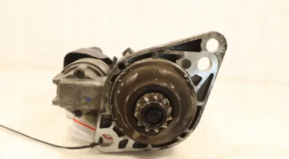 Volkswagen Golf V Starter motor 02Z911023H