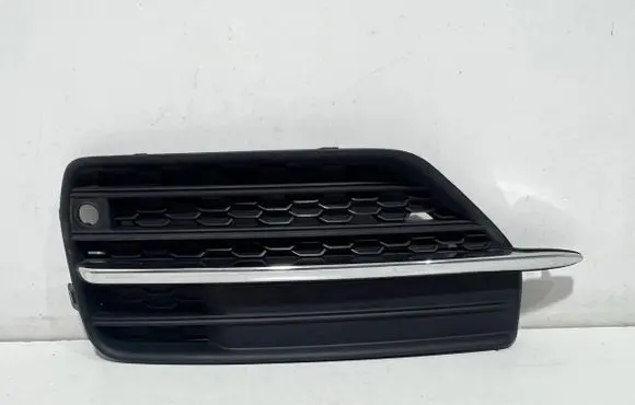Volvo XC90 Front bumper lower grill 31383441