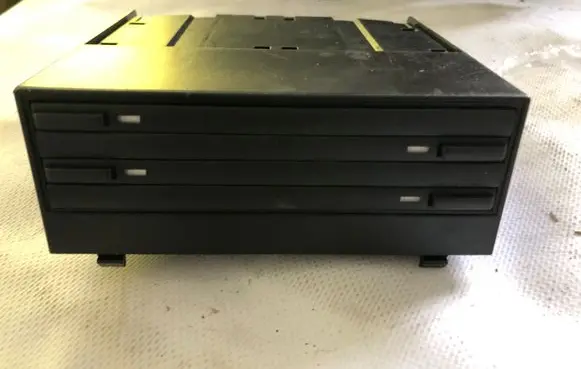 Mercedes-Benz B W245 CD/DVD changer A1696801191