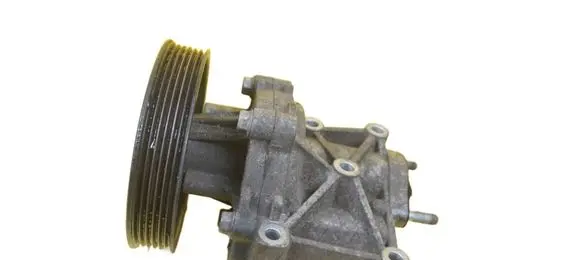 Mitsubishi Lancer VIII Water pump 4B10
