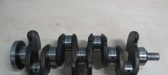 Volkswagen Golf VI Crankshaft 