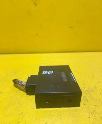 Volkswagen Polo IV 9N3 Comfort/convenience module 6Q0959433G